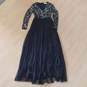 ❄️ NWT maya Petite sequin & tulle maxi ❄️